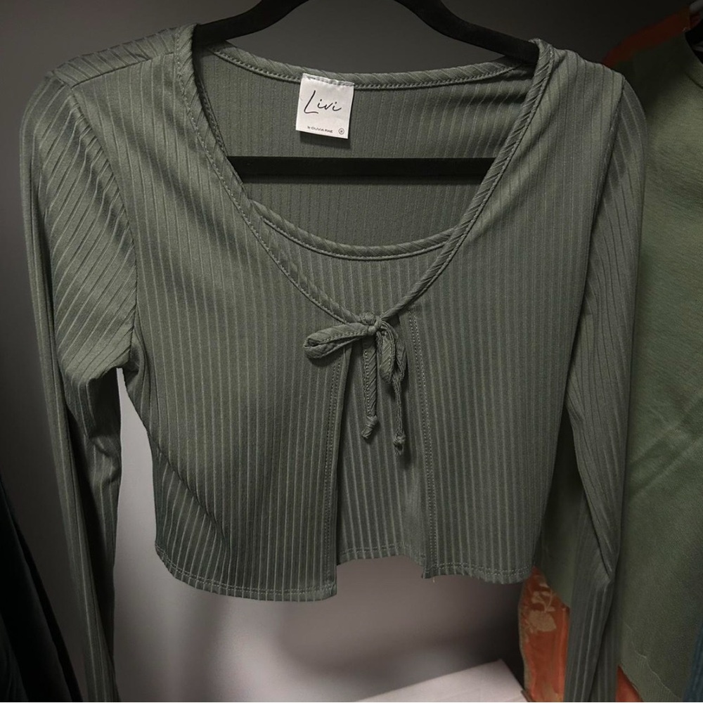 Green Long Sleeve Ribbed Top - Picture 4 of 4